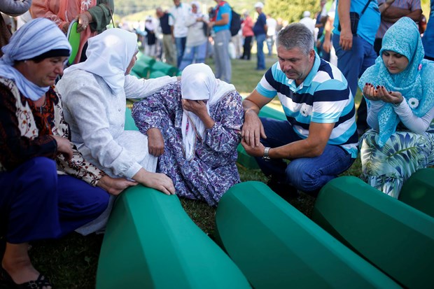 22'nci yılında Srebrenitsa Katliamı